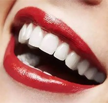 牙齿真的越白越好吗？很白的牙齿健康吗且听牙科医生讲讲