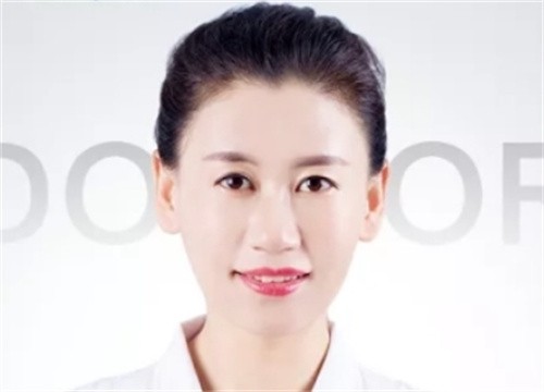 张宏