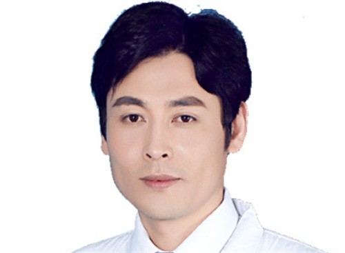 闫腾元