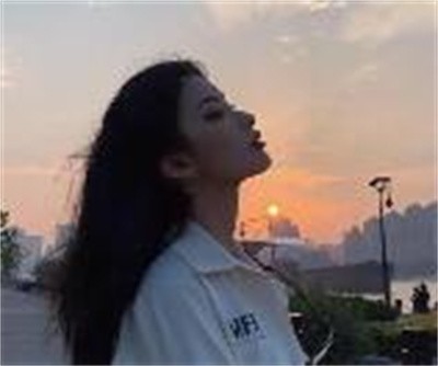 娜娜