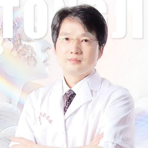 黄庆武