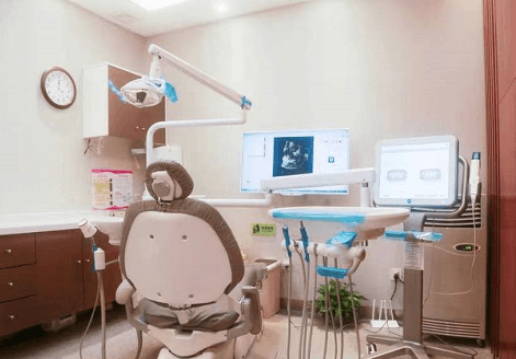 深圳愛康健口腔醫(yī)院診療室