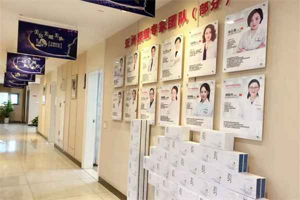 武汉华美医整形外科医院走廊