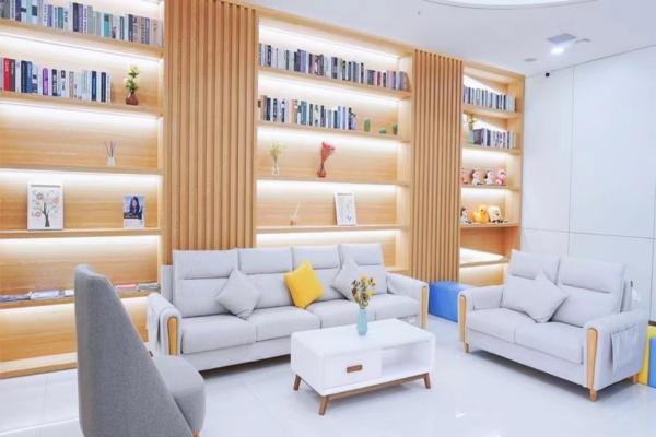 武汉清华阳光口腔门诊部王多英医生 武汉清华阳光口腔门诊部王多英医生