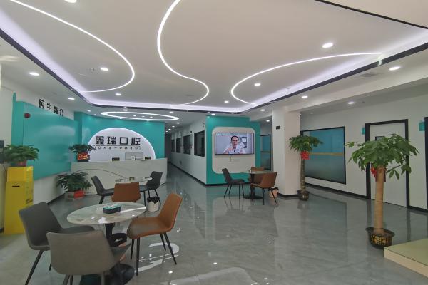 刘永好