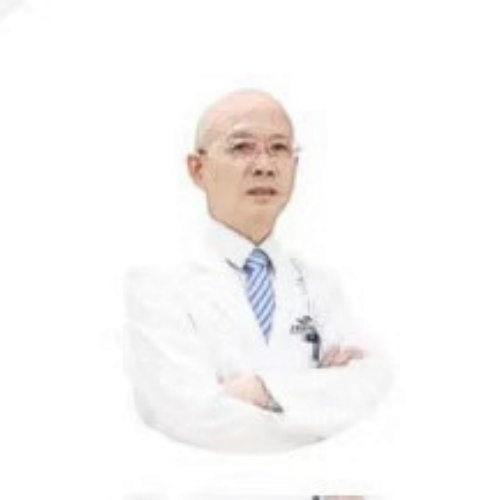 昆明眼科医院袁俊彦医生