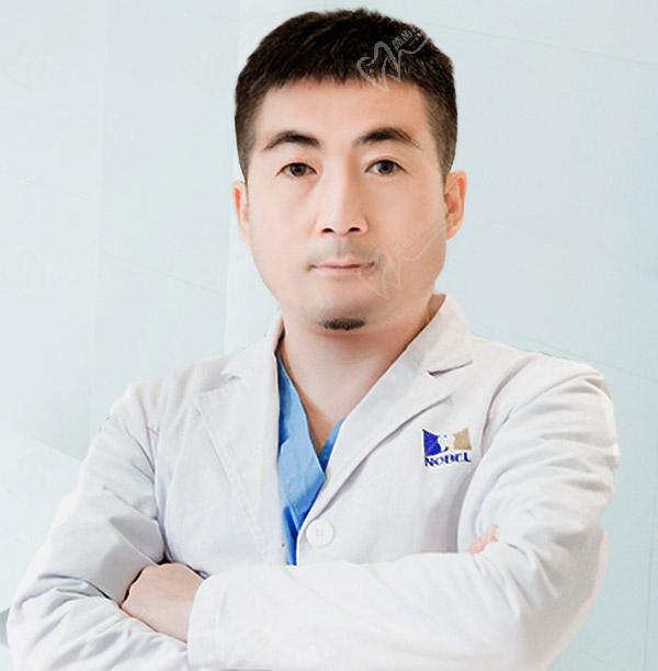 西安诺贝尔口腔赵虎医生