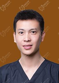 福州维乐口腔林锦医生