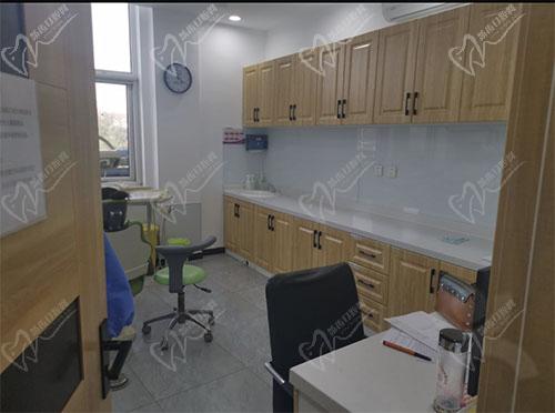 北京京谊口腔（新宫店）诊疗室