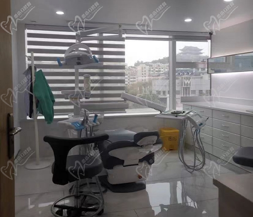 福州同福医恒博口腔门诊部诊室