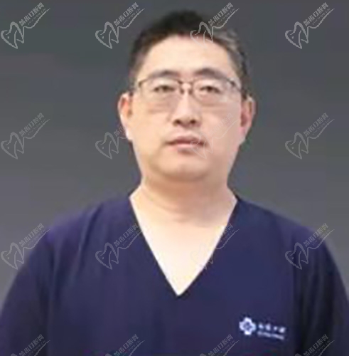 北京西诺口腔李小丰医师
