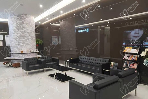 大连马泷齿科大厅