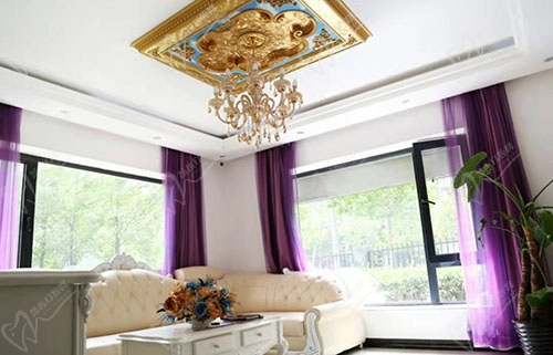 北京齿康口腔门诊部休息区