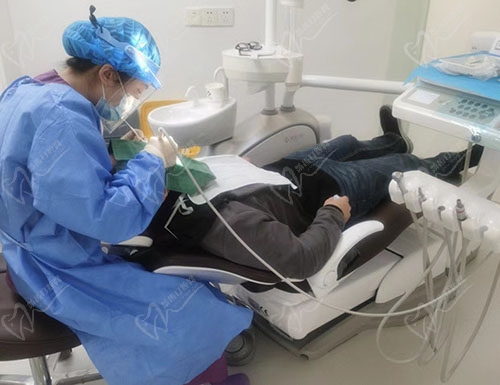 南京润玺口腔医生诊疗