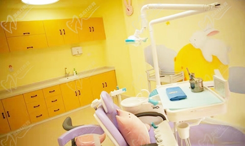 锦州奇遇季儿童齿科门诊儿童诊疗室