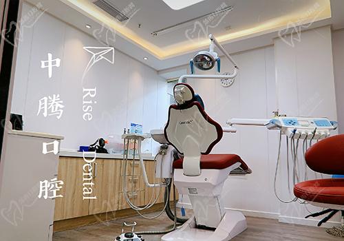 北京中腾医院管理有限公司东城口腔诊所治疗室仪器