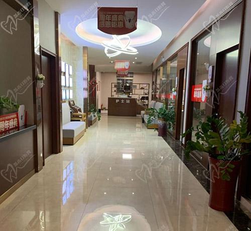 植贝尔口腔医院走廊