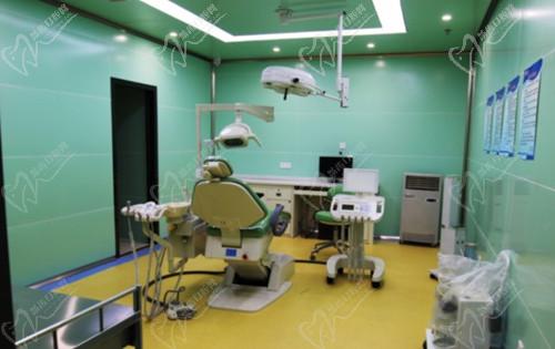玉林蓝天口腔种植室 玉林蓝天口腔种植室