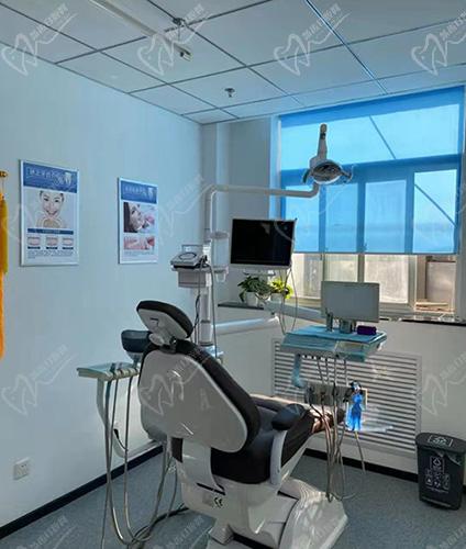 北京京中中西医结合医院口腔科诊疗室