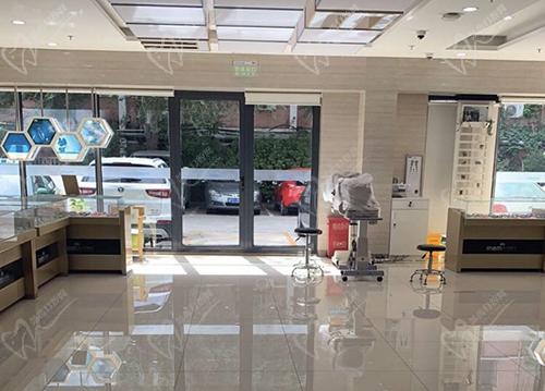 北京美尔目口腔科大厅