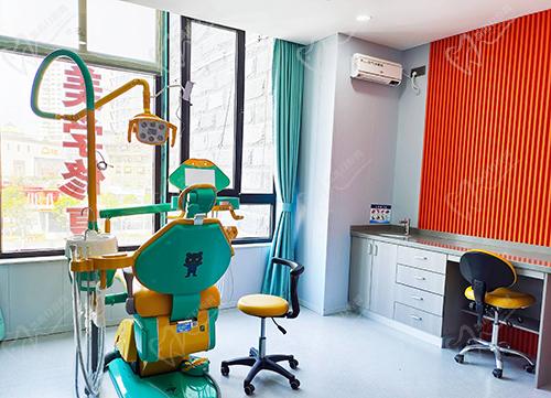 厦门湖里国同口腔门诊部治疗室 厦门湖里国同口腔门诊部治疗室