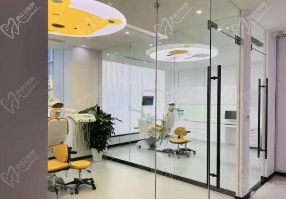 杭州雅莱口腔万达院手术室环境 杭州雅莱口腔万达院手术室环境