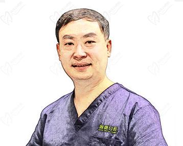 新乡固德口腔种植修复医生龚平