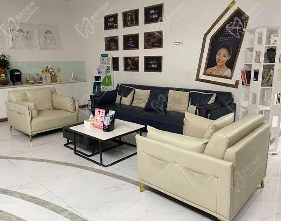 福州马尾维乐口腔门诊候诊