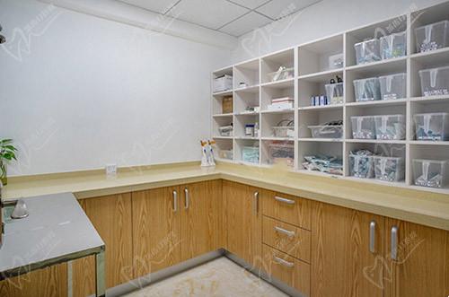 深圳粤美口腔储备室