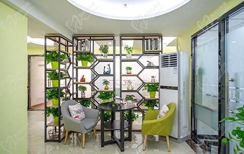 深圳粤美口腔一角