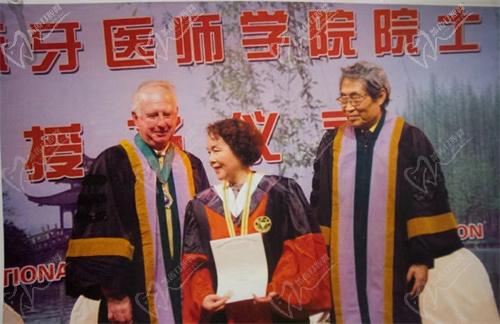 昆明蓝橙齿科徐芸院长