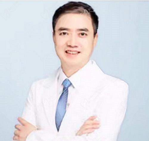 无锡施尔美口腔医院黄云飞医师