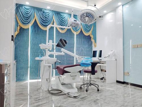 海南万宁巿牙口腔医院诊室