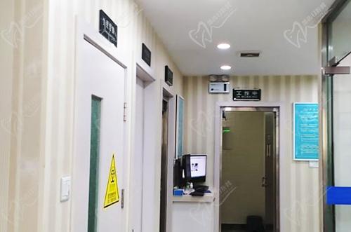上海瑞伢美口腔门诊部CT室