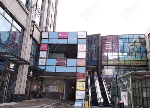 上海雅悦齿科门头