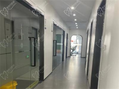 宁波江北蓝野口腔门诊部.jpg 宁波江北蓝野口腔门诊部.jpg