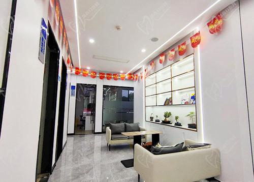 嘉兴品致口腔候诊区