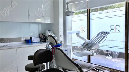 上海雅悦齿科收费价目表翻新