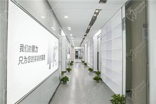 深圳同步齿科的简介放这里