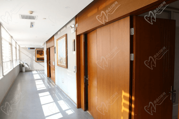 深圳美莱口腔种牙怎么样？