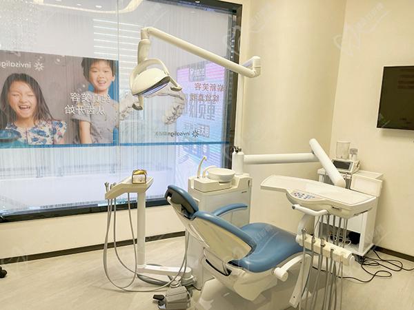 上海新菲口腔种植牙诊室