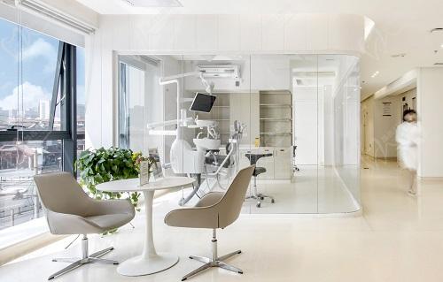 西安小白兔口腔医院休息区