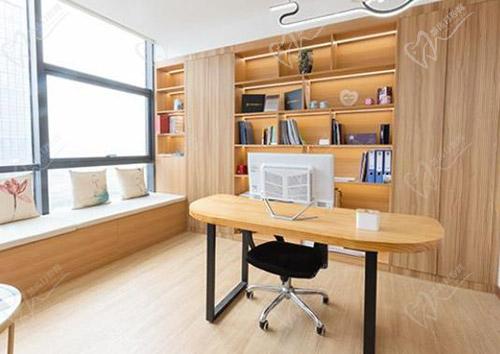 武汉宜新齿科诊室