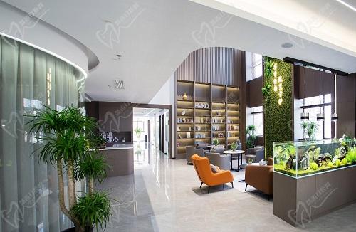 宁波北仑禾睦口腔医院候诊区