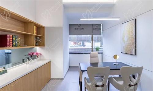 厦门思迈尔口腔洽谈室