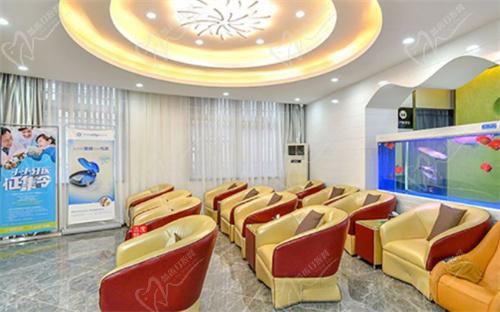 格伦菲尔口腔医院休息区示意图