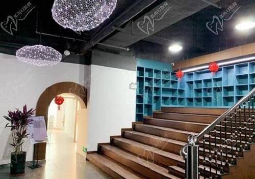 郑州小老虎口腔医院楼梯 郑州小老虎口腔医院楼梯