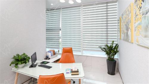 福州同福医口腔医院面诊室