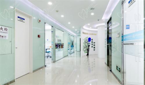 福州同福医口腔医院过道