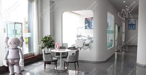 拉萨好牙医口腔医院大厅